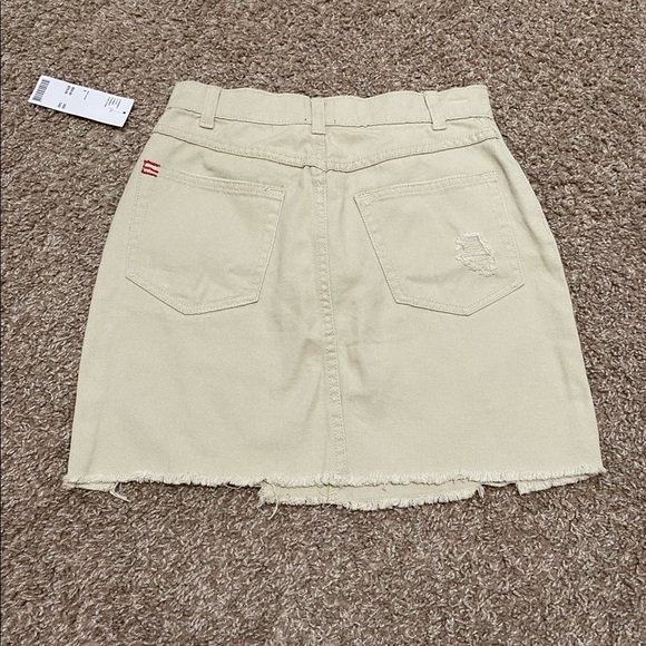 BDG Roxi Destructured Denim Mini Skirt NWT Size S - Picture 6 of 9